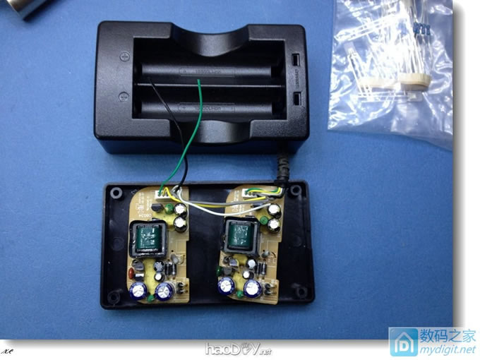 使用三星蛋充简单D一个18650充电器! 使用三星蛋充简单D一个18650充电器!