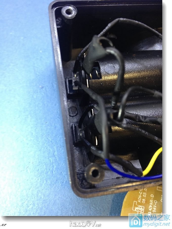 使用三星蛋充简单D一个18650充电器! 使用三星蛋充简单D一个18650充电器!