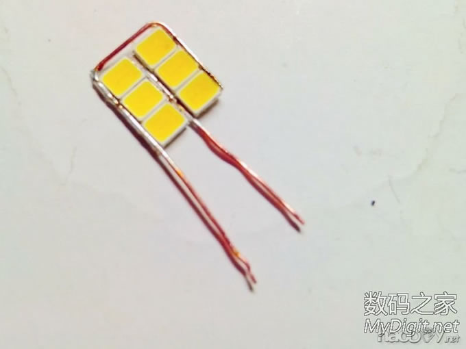 新人首帖--废物利用DIY,读卡器变身叫板天猫小夜灯 新人首帖--废物利用DIY,读卡器变身叫板天猫小夜灯