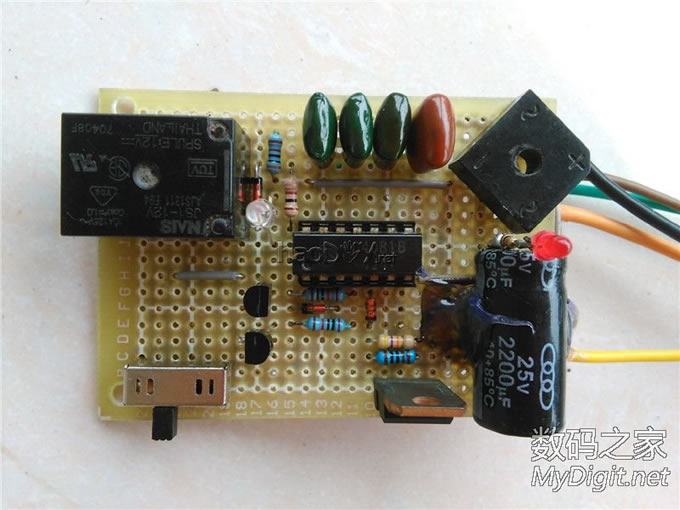 请输入描述 DIY水塔自动水位控制器---------遇到问题,请坛友分析。