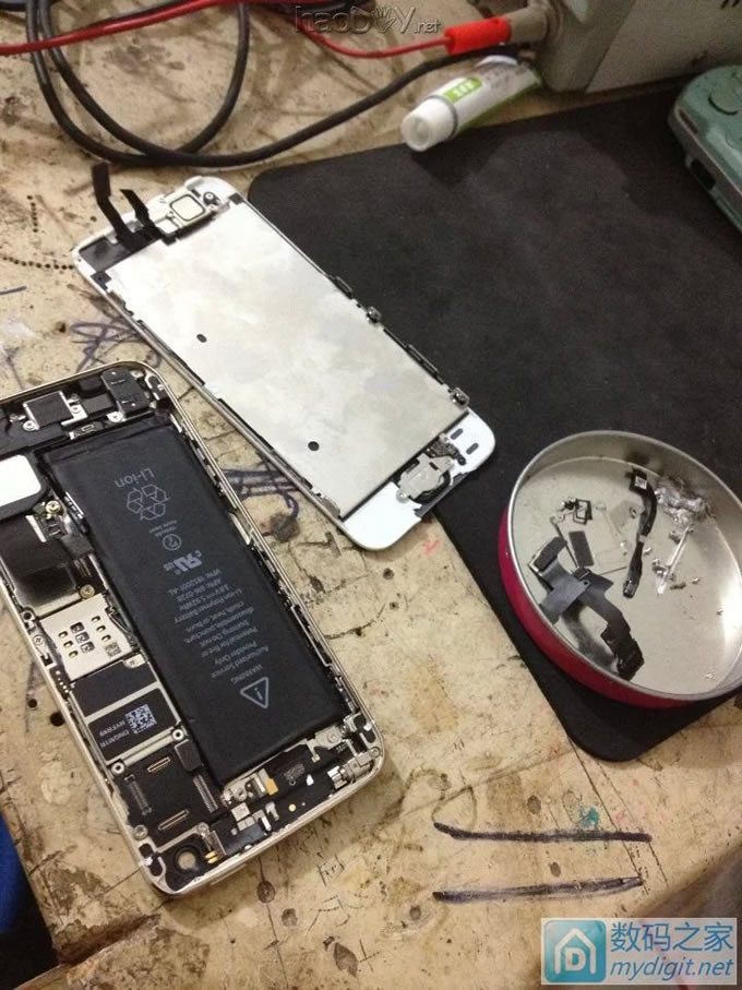 拆了个土豪金手机只为做一个土豪金戒指。效果很好,世界唯一一个(杜哥出品必属雷品) 拆了个土豪金手机只为做一个土豪金戒指。效果很好,世界唯一一个