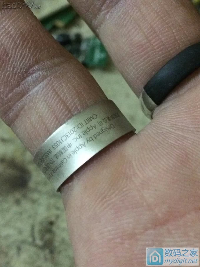 拆了个土豪金手机只为做一个土豪金戒指。效果很好,世界唯一一个(杜哥出品必属雷品) 拆了个土豪金手机只为做一个土豪金戒指。效果很好,世界唯一一个