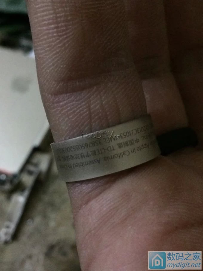 拆了个土豪金手机只为做一个土豪金戒指。效果很好,世界唯一一个(杜哥出品必属雷品) 拆了个土豪金手机只为做一个土豪金戒指。效果很好,世界唯一一个