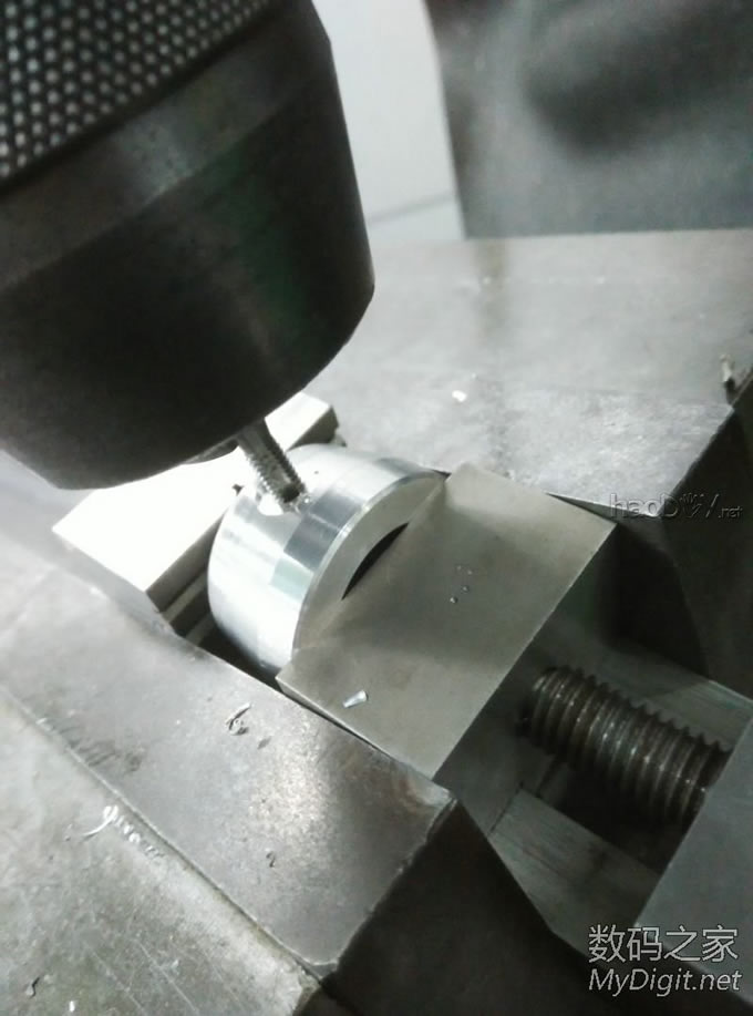 小小DIY 瞎搞篇之神龙烙铁架 小小DIY 瞎搞篇之神龙烙铁架