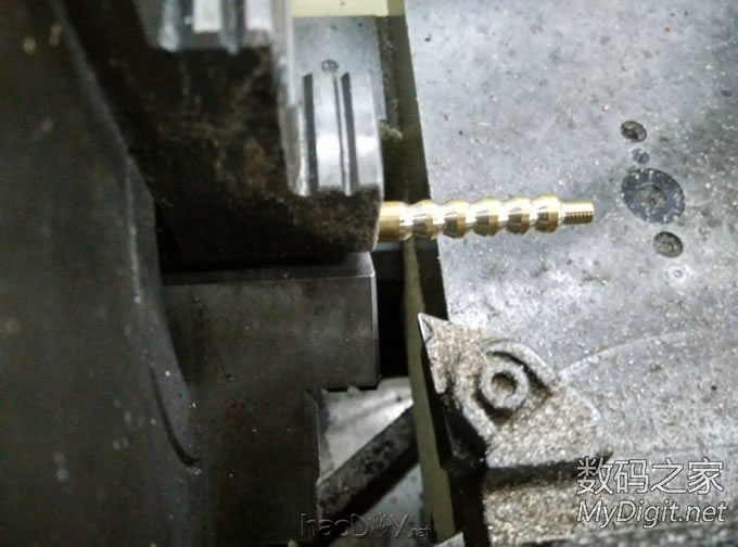 小小DIY 瞎搞篇之神龙烙铁架 小小DIY 瞎搞篇之神龙烙铁架