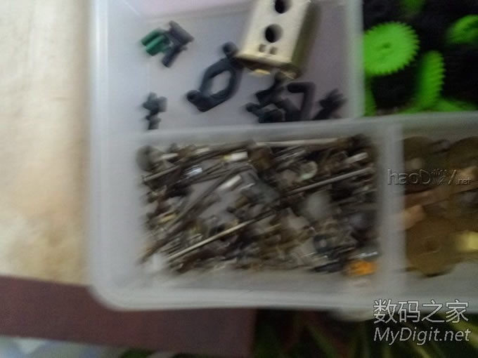 古典与现代的结合,车机改家用。 古典与现代的结合,车机改家用。