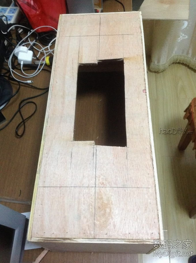 古典与现代的结合,车机改家用。 古典与现代的结合,车机改家用。