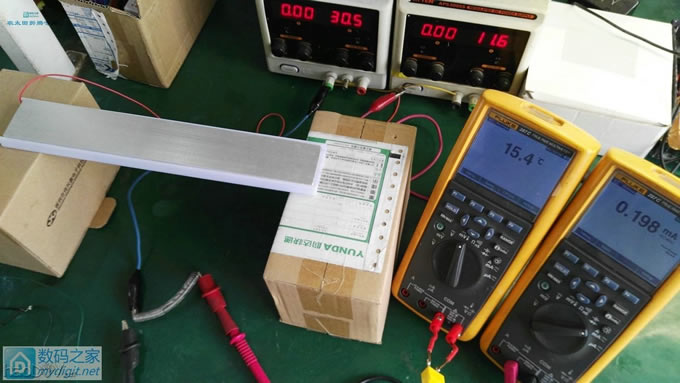 又犯病了!看见个铝片又想折腾个可调小台灯!(上集)