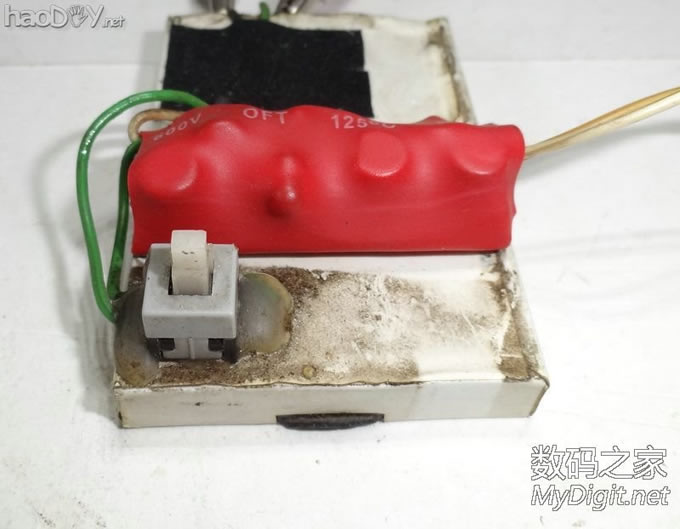 『MM DIY』多年前帮朋友做的单锂升9V供万用表。 『MM DIY』多年前帮朋友做的单锂升9V供万用表。