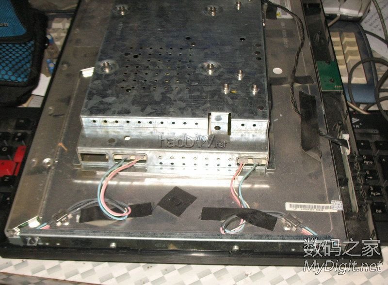 闲的没事干用台式机零件DIY改装的手提电脑纯粹给自己找点乐子,没办法就好这一口 闲的没事干用台式机零件DIY改装的手提电脑纯粹给自己找点乐子,