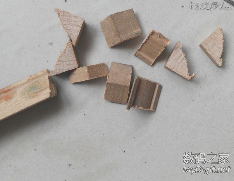 闲的没事干用台式机零件DIY改装的手提电脑纯粹给自己找点乐子,