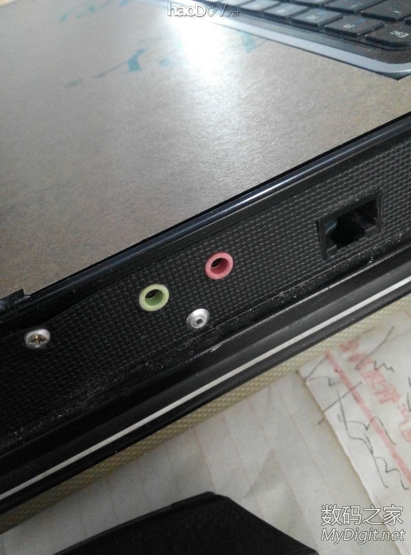 闲的没事干用台式机零件DIY改装的手提电脑纯粹给自己找点乐子,