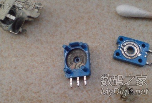 6 ===清理音量电位器,消除“擦擦声”===有图有细节