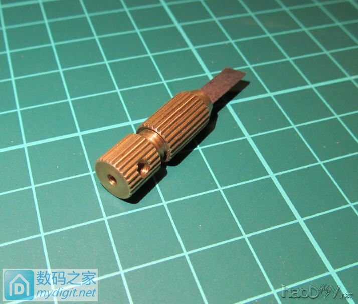 做个小刀片夹具(更新手柄) 做个小刀片夹具(更新手柄)