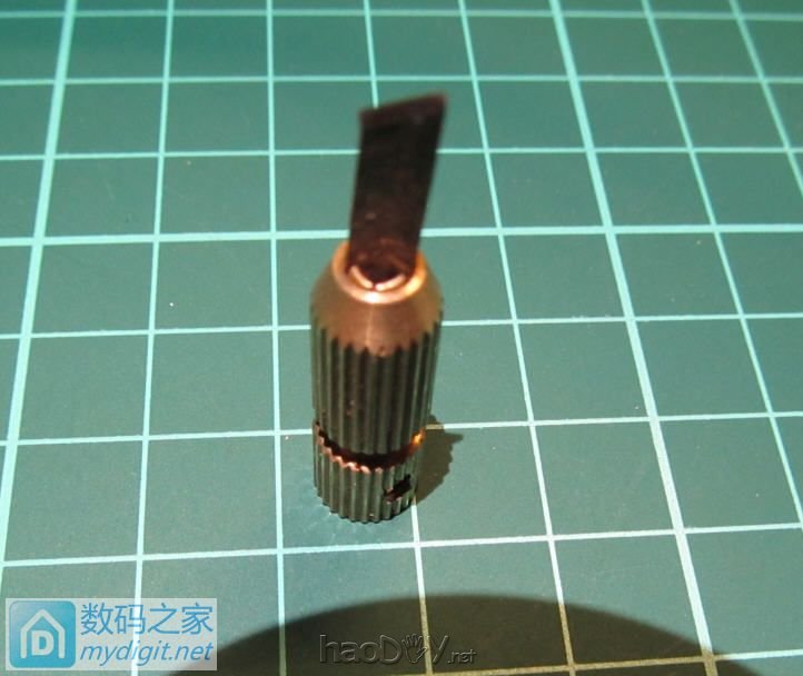 做个小刀片夹具(更新手柄) 做个小刀片夹具(更新手柄)