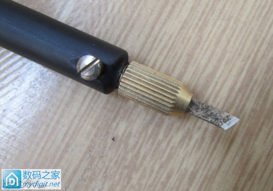 做个小刀片夹具(更新手柄) 做个小刀片夹具(更新手柄)