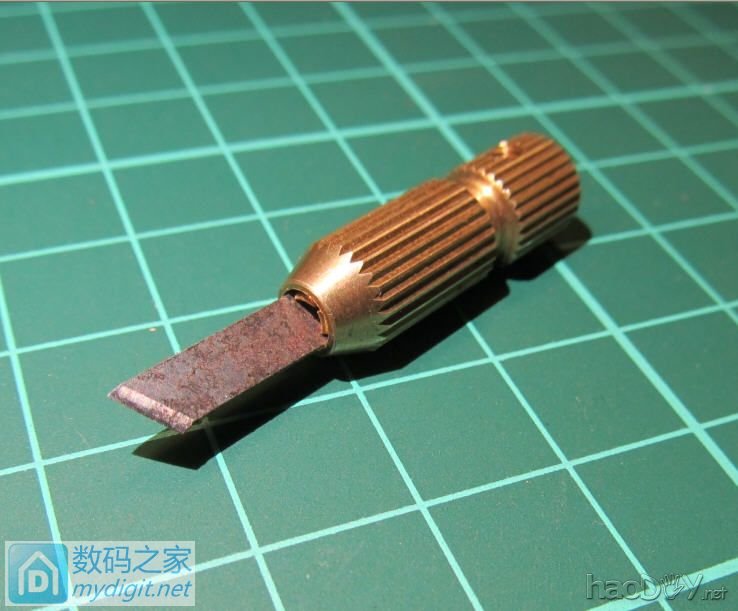 做个小刀片夹具(更新手柄) 做个小刀片夹具(更新手柄)