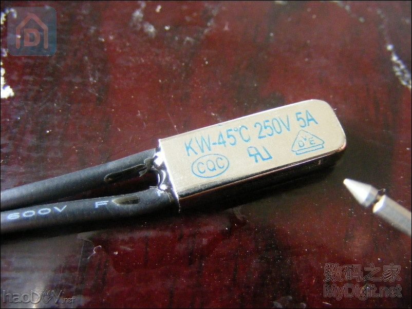 噪音太大!安泰信APS3005Si稳压电源改装“智能”风扇 噪音太大!安泰信APS3005Si稳压电源改装“智能”风扇