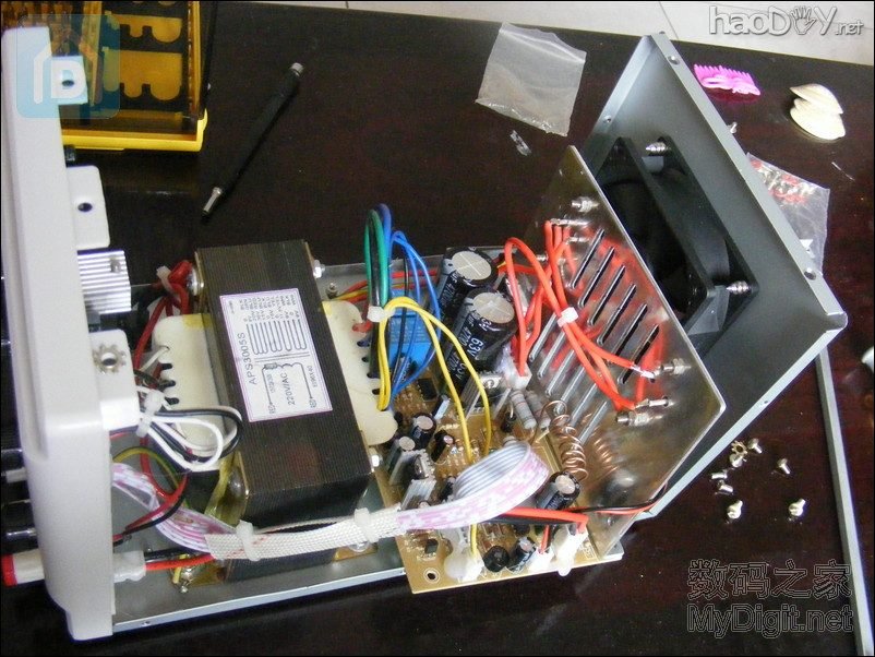 噪音太大!安泰信APS3005Si稳压电源改装“智能”风扇 噪音太大!安泰信APS3005Si稳压电源改装“智能”风扇