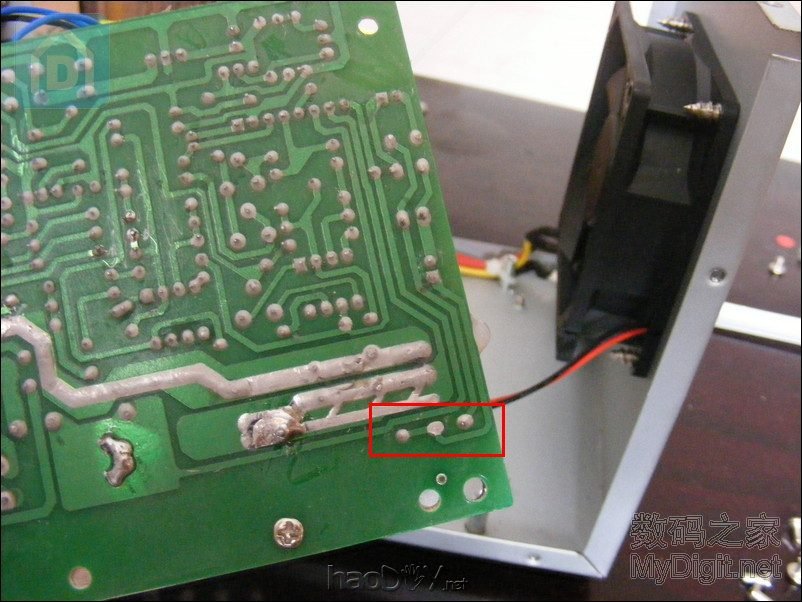 噪音太大!安泰信APS3005Si稳压电源改装“智能”风扇 噪音太大!安泰信APS3005Si稳压电源改装“智能”风扇