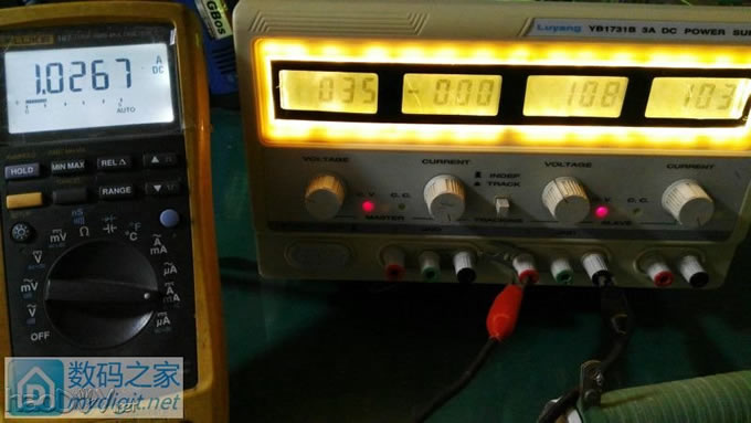 撸坛友的绿杨 YB1731B 3A直流稳压电源加背光、校正。