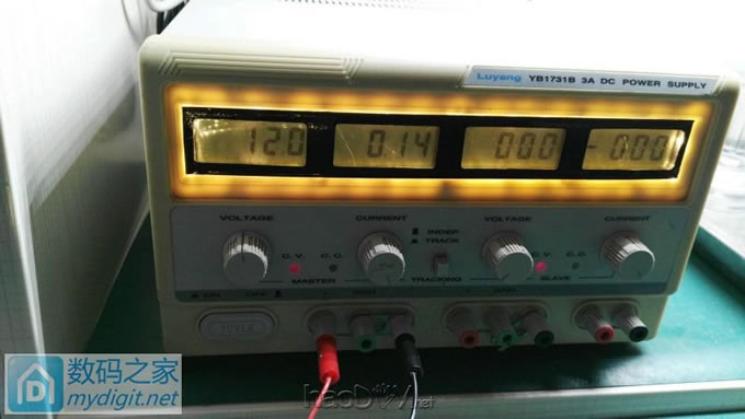 撸坛友的绿杨 YB1731B 3A直流稳压电源加背光、校正。