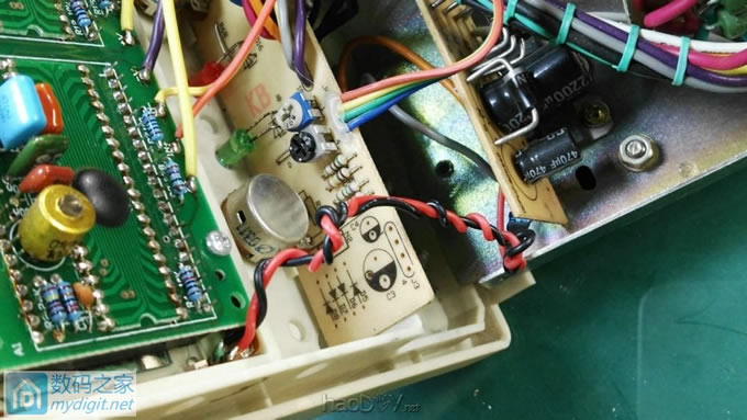 撸坛友的绿杨 YB1731B 3A直流稳压电源加背光、校正。 撸坛友的绿杨 YB1731B 3A直流稳压电源加背光、校正。