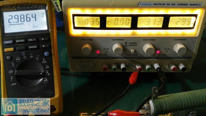 撸坛友的绿杨 YB1731B 3A直流稳压电源加背光、校正。