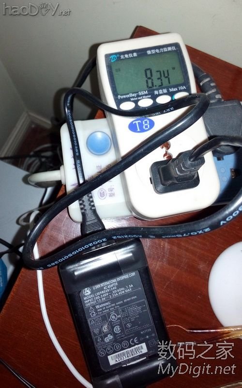 新丰田车机功率,实测中音量不接音箱、接一只、两只音箱功耗均为7W多 新丰田车机功率,实测中音量不接音箱、接一只、两只音箱功耗均为