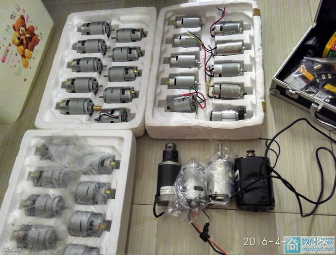 请输入描述 废品站15元拿回来的东西