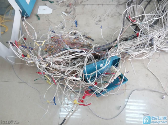 第一次碰到这么牛逼的机房,谁敢进来比一比 第一次碰到这么牛逼的机房,谁敢进来比一比