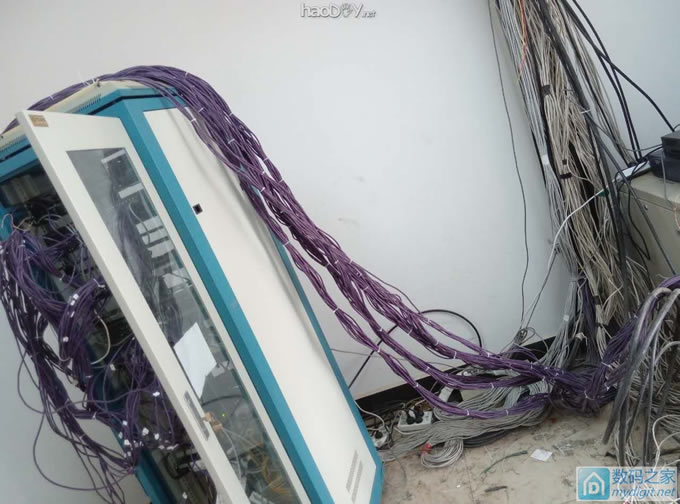 第一次碰到这么牛逼的机房,谁敢进来比一比 第一次碰到这么牛逼的机房,谁敢进来比一比