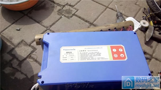 《开心大维哥作品》玩儿个大的,改装一台代驾神器(迷你折叠自行车改电动) 《开心大维哥作品》玩儿个大的,改装一台代驾神器(迷你折叠自行