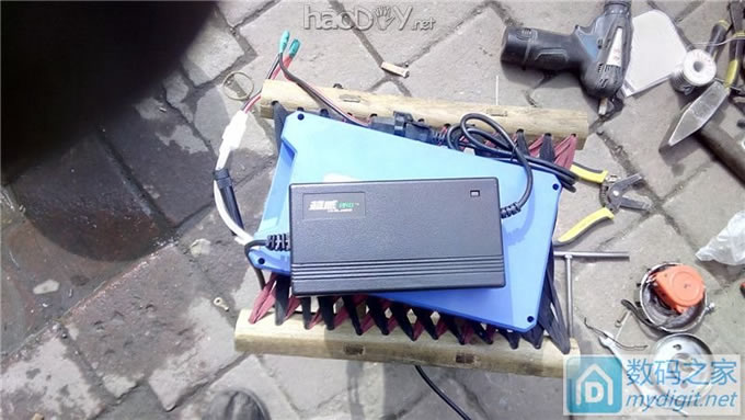 《开心大维哥作品》玩儿个大的,改装一台代驾神器(迷你折叠自行车改电动) 《开心大维哥作品》玩儿个大的,改装一台代驾神器(迷你折叠自行