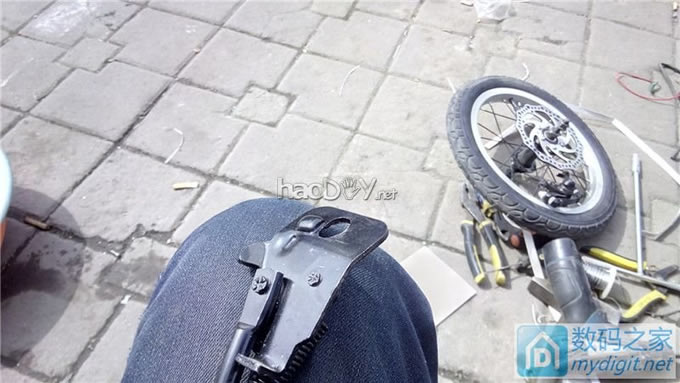 《开心大维哥作品》玩儿个大的,改装一台代驾神器(迷你折叠自行车改电动) 《开心大维哥作品》玩儿个大的,改装一台代驾神器(迷你折叠自行