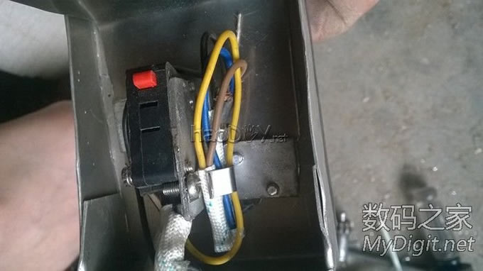 DIY点焊机,也许比你们的都小巧,