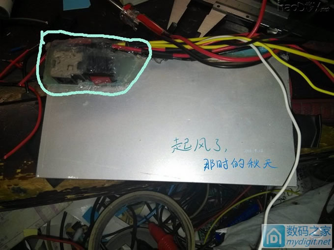 自制DIY移动电源(QI无线充电,太阳能充电)WingRises 自制DIY移动电源(QI无线充电,太阳能充电)WingRises|