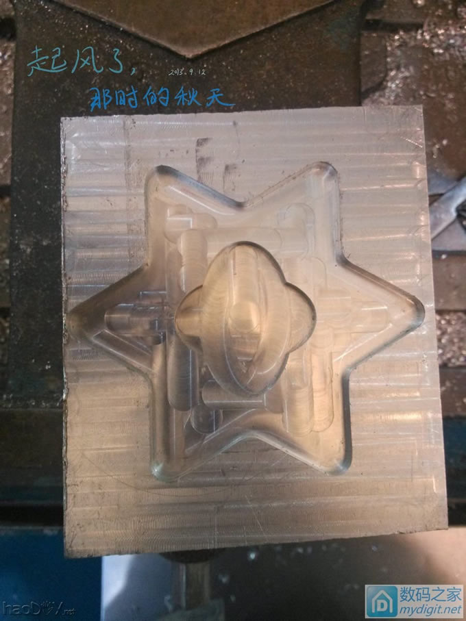 自制DIY移动电源(QI无线充电,太阳能充电)WingRises 自制DIY移动电源(QI无线充电,太阳能充电)WingRises|