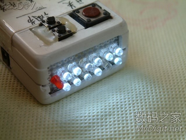 【小芯片大制作】ATTINY13白光LED灯,支持标准、高亮、频闪、呼吸四种模式方便切换。 【小芯片大制作】ATTINY13白光LED灯,支持标准、高亮、频闪、呼