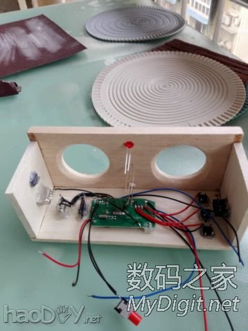 给相亲对象做了个插卡音箱。 给相亲对象做了个插卡音箱。