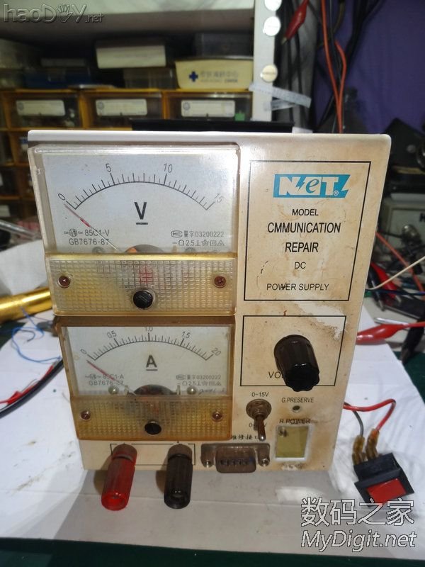 『MM DIY』给朋友改造两个修手机的电源。 『MM DIY』给朋友改造两个修手机的电源。