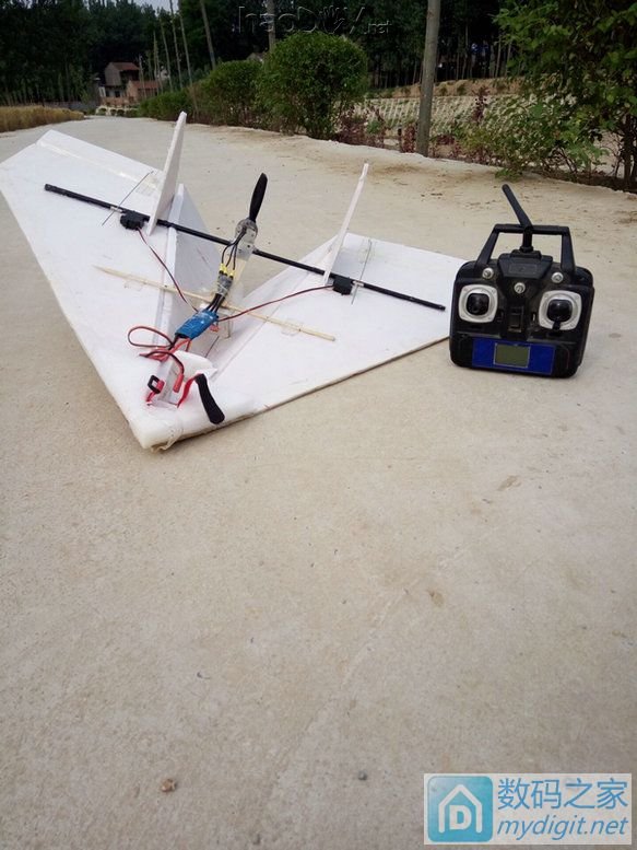 自制低成本遥控纸飞机、。 自制低成本遥控纸飞机、。