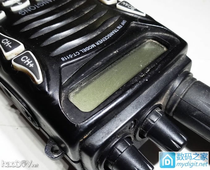 『MM DIY』继续折腾捡来的那对讲机。 『MM DIY』继续折腾捡来的那对讲机。