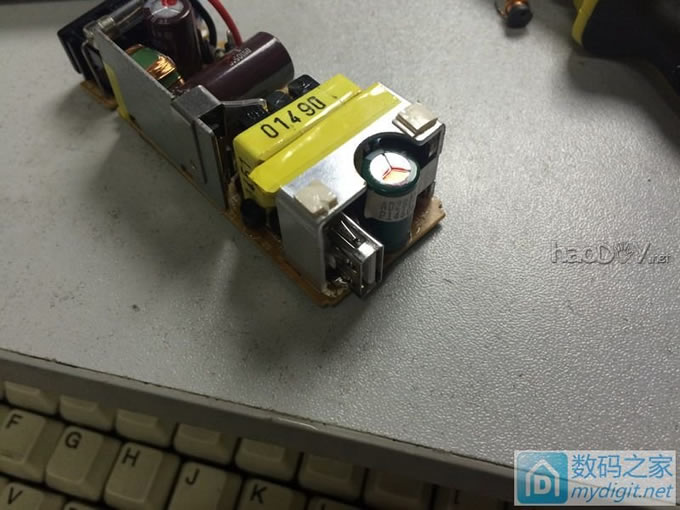 DIY USB 5V3A充电器 DIY USB 5V3A充电器