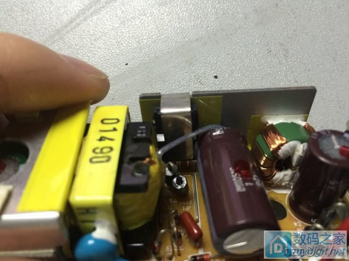 DIY USB 5V3A充电器 DIY USB 5V3A充电器