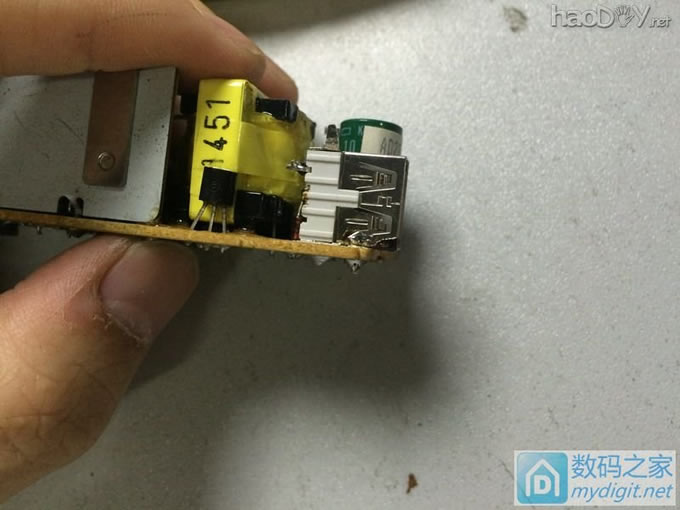 DIY USB 5V3A充电器 DIY USB 5V3A充电器