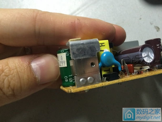 DIY USB 5V3A充电器 DIY USB 5V3A充电器
