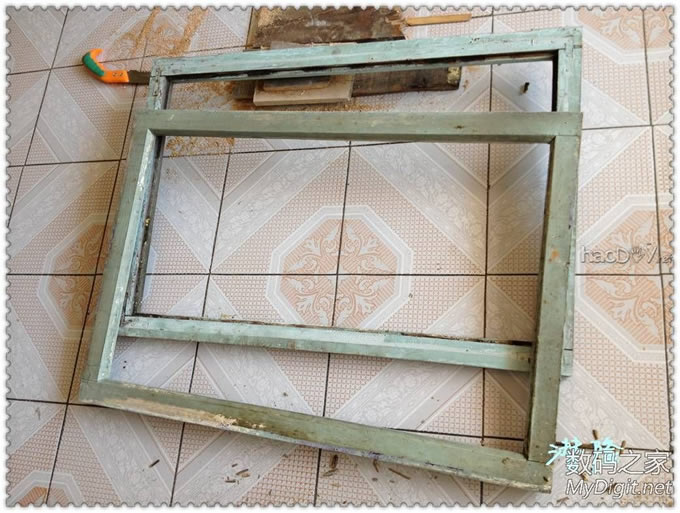 请输入描述 第一次做木匠,电子垃圾多了,做个大木桌子!