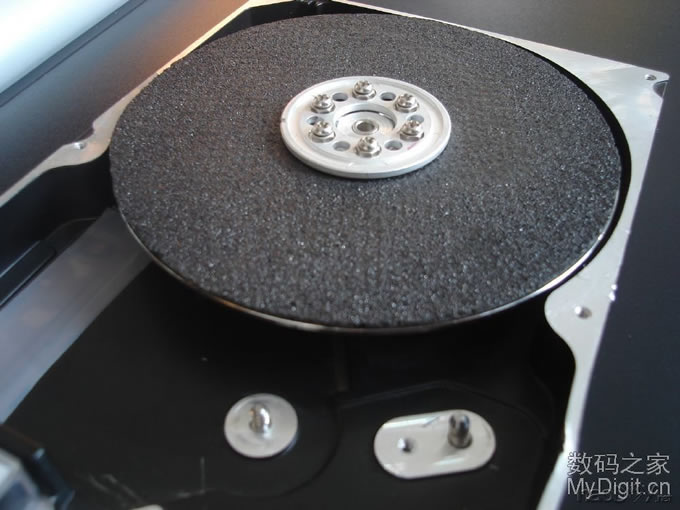 废旧硬盘改造的电磨工具(电机可长转不间断) 废旧硬盘改造的电磨工具(电机可长转不间断)