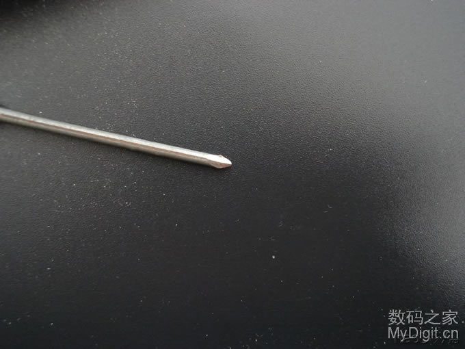 继续上图 废旧硬盘改造的电磨工具(电机可长转不间断)